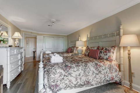 1885 Beachside Tennis at The Sea Pines Resort House in Hilton Head Island