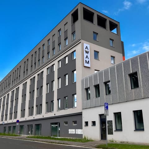 Property building, Facade/entrance