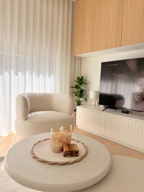 TV and multimedia, Seating area