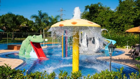 Aqua park, Swimming pool