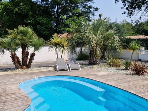 Patio, Swimming pool