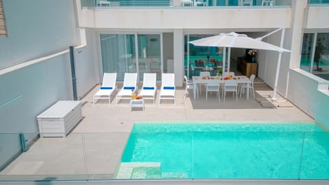 Pool view, Swimming pool