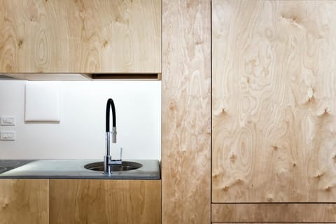 Coffee/tea facilities, Kitchen or kitchenette, Dining area