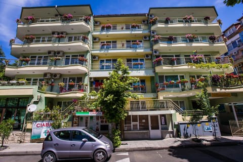 Guest House ,, Ekaterina" Bed and Breakfast in Nessebar