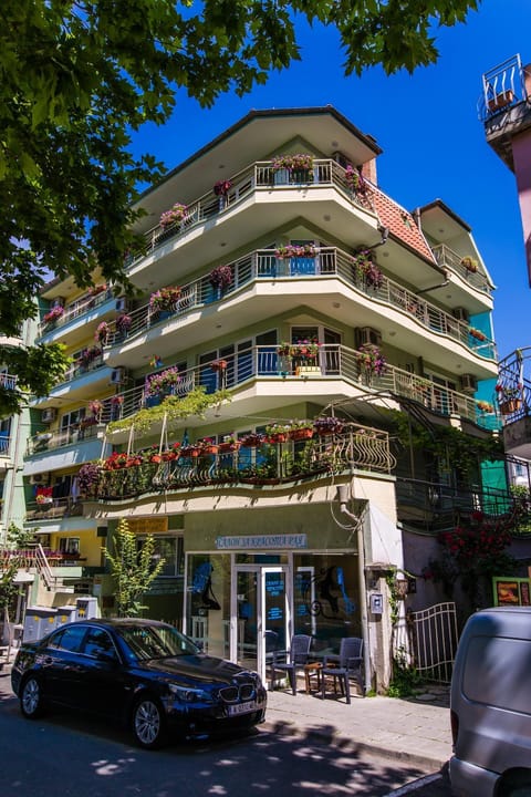 Guest House ,, Ekaterina" Bed and Breakfast in Nessebar