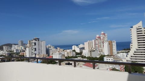 City view, Sea view