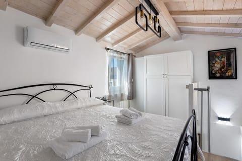 Casa Mary Vicino a Camaiore House in Emilia-Romagna