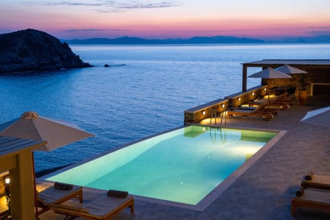 Patio, Natural landscape, Balcony/Terrace, Pool view, Sea view, Swimming pool, Swimming pool, Sunset, sunbed