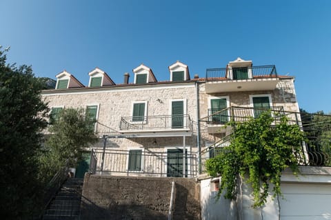 Holiday Home Bacinelle with Pool & Sea View House in Dubrovnik-Neretva County