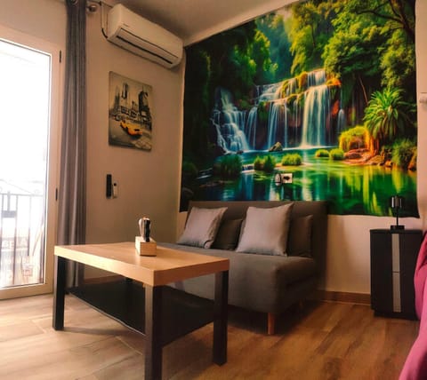 Living room, Seating area, air conditioner