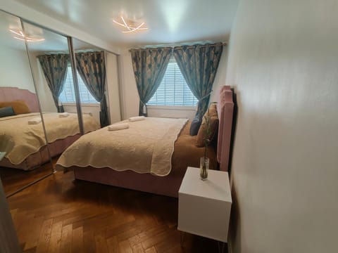 Modern Ground Level Flat Apartment in Scotland