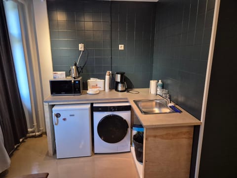 NATO bunker with nice bed and appliancies Apartment in Finland