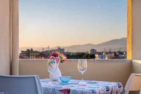 Natural landscape, View (from property/room), Balcony/Terrace, Balcony/Terrace, Mountain view