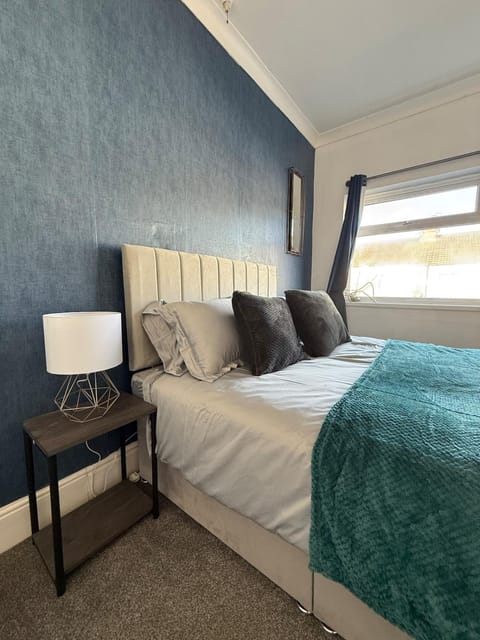 Cleethorpes Contractor stays - long term discounts Apartment in Cleethorpes