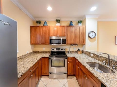 Indigo Reef #23 - Lionfish Lodge- Luxury Waterfront Villa, 31' Dock House in Marathon