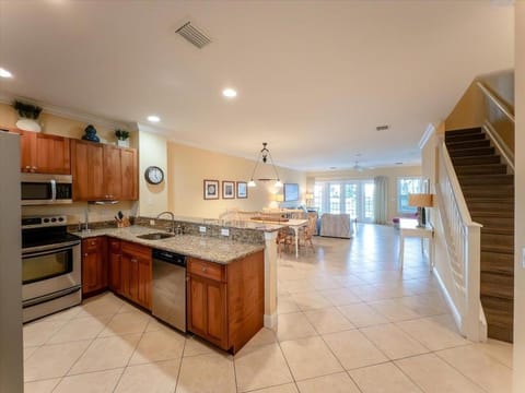 Indigo Reef #23 - Lionfish Lodge- Luxury Waterfront Villa, 31' Dock House in Marathon