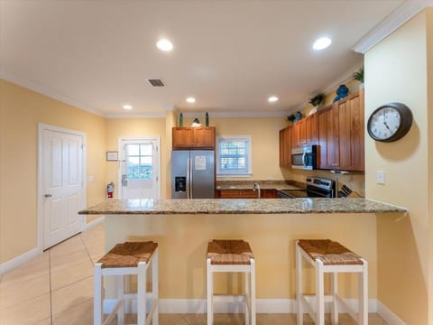 Indigo Reef #23 - Lionfish Lodge- Luxury Waterfront Villa, 31' Dock House in Marathon