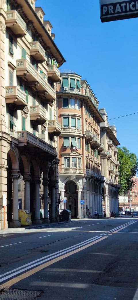 Property building, City view, Street view, Location
