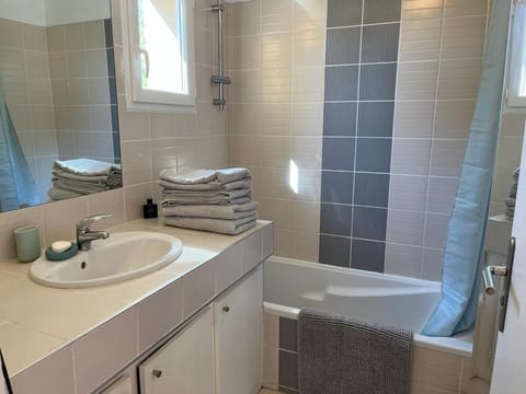 Maison village provençal Villa in Aix-en-Provence