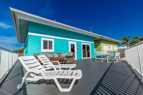 Sea Glass Cottage - Pet Friendly Tropical Home! House in Marathon