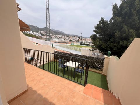 Garden, Balcony/Terrace