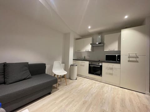 Un charmant appartement bien équipé Apartment in Auvergne-Rhône-Alpes