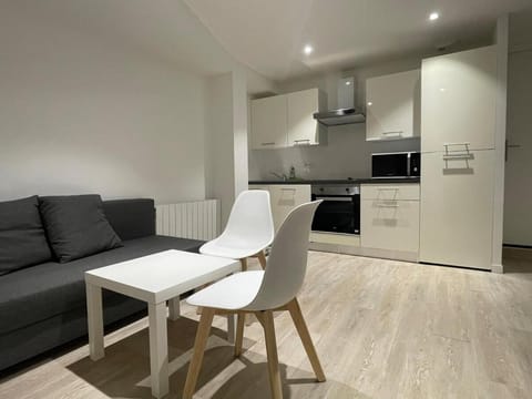 Un charmant appartement bien équipé Apartment in Auvergne-Rhône-Alpes