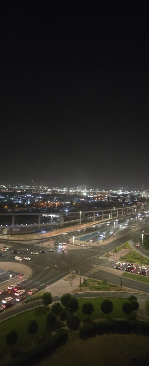 Eltawosy Apartment شقة الطاوسي Bed and Breakfast in Al Sharjah