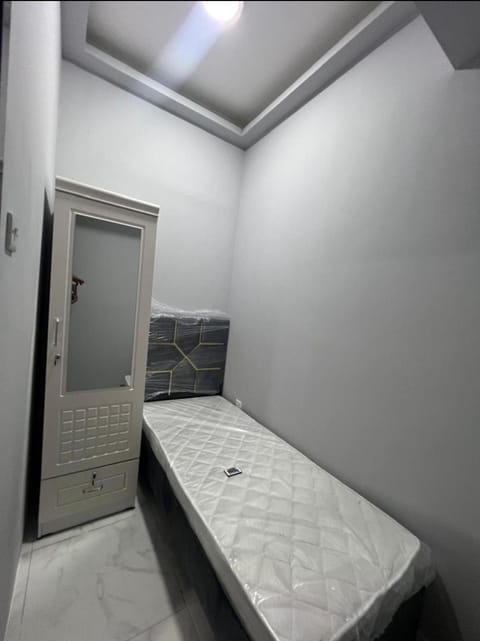 Eltawosy Apartment شقة الطاوسي Bed and Breakfast in Al Sharjah