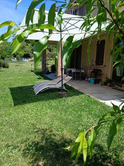 Garden Relax House in Volterra