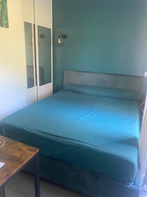 APP RDC GRANDE TERRASSE 43 m2 air-conditioned apartment MAX 6 PEOPLE Apartment in Antibes