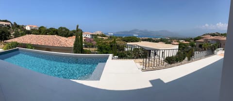 View (from property/room), Balcony/Terrace, Sea view, Swimming pool