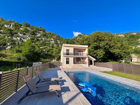 Vila Majestic Escape Villa in Montenegro