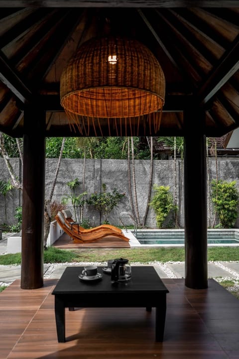 Patio, Day, Natural landscape, Garden, Garden view, Pool view, Swimming pool, sunbed