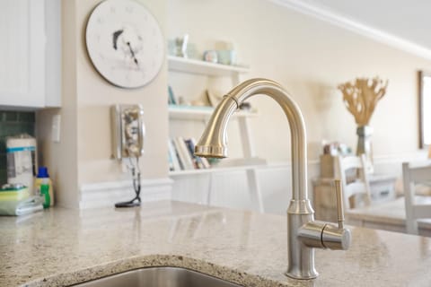 115 Charleston Oceanfront Villas Beach Daze House in Folly Beach