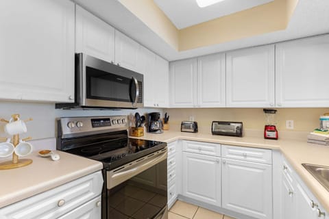 301 Charleston Oceanfront Villas House in Folly Beach