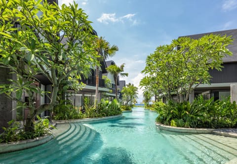 Property building, Swimming pool