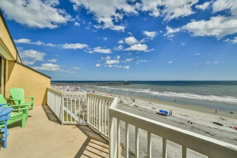 411 COV-Penthouse View House in Folly Beach