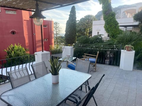 Anna's Terrace - via Reginaldo Giuliani 13 Apartment in Capri
