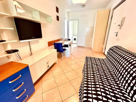 Bilocale Leonardo a Sirolo, con giardino a due passi dal centro Apartment in Sirolo