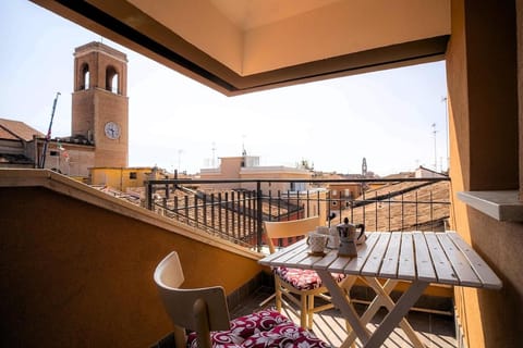 Day, View (from property/room), Balcony/Terrace, Dining area