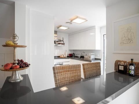 Townhouse in Los Naranjos House in Marbella