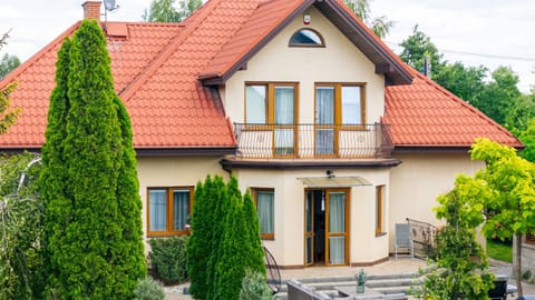 Property building, Spring, Day, Garden, Garden view