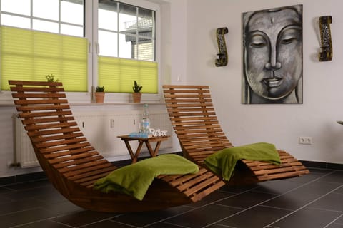 Hot Tub, Spa and wellness centre/facilities, Seating area