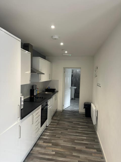 Noahs Corner Apartment in Wales