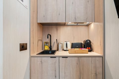 Kitchen or kitchenette, toaster