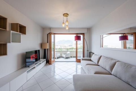 Private Parking - Sea View - Terrace - AC Apartment in Chiavari