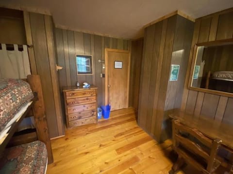 Shadowcliff Rempel Lodge Nature lodge in Grand Lake