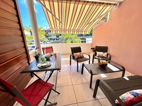 Day, View (from property/room), Balcony/Terrace, Dining area