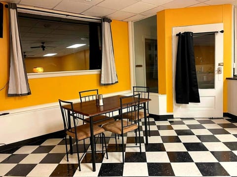 Trailside Furnished Apartment Apartment in Wisconsin